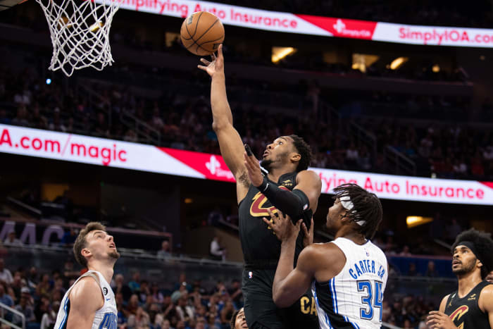 Donovan Mitchell Apr 4 2023